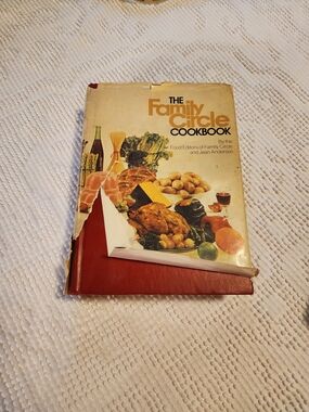 1970's The Family Circle Cookbook
